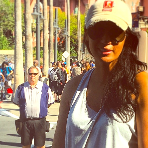 Meet your Posher, LC - Picture 1 of 14